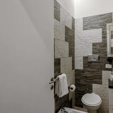 Apartamento Guesthost - Modern And Studio! Padua