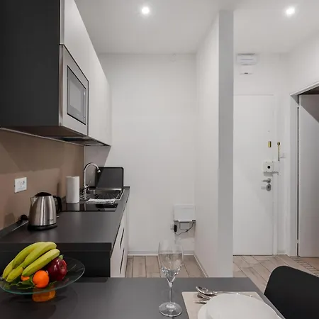 Modern And Studio! Apartment